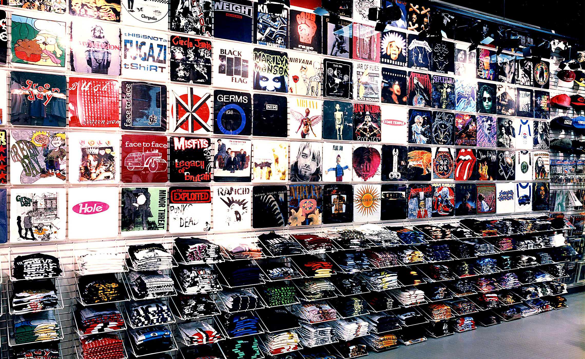 hot topic band tees