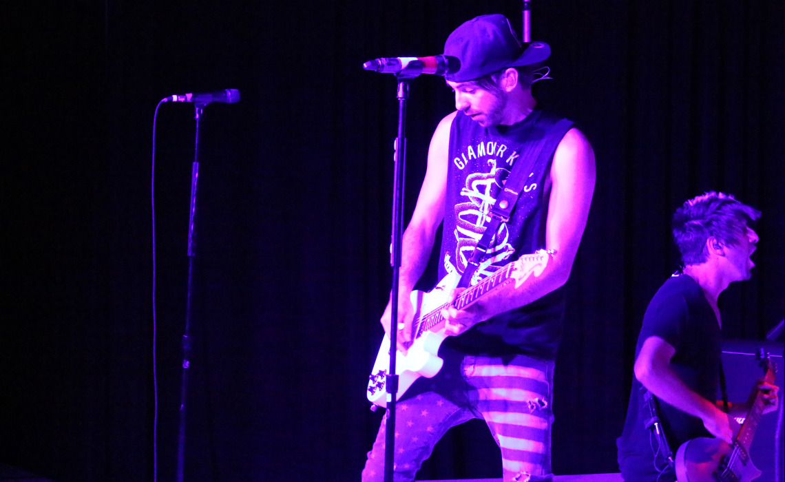 All Time Low blowin' our minds at the Hot Topic after party.